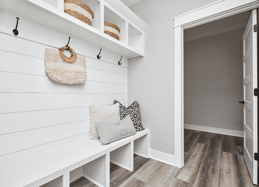 Entryway declutter 